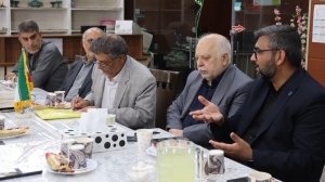  *نذر کتاب، نذر اندیشه*  