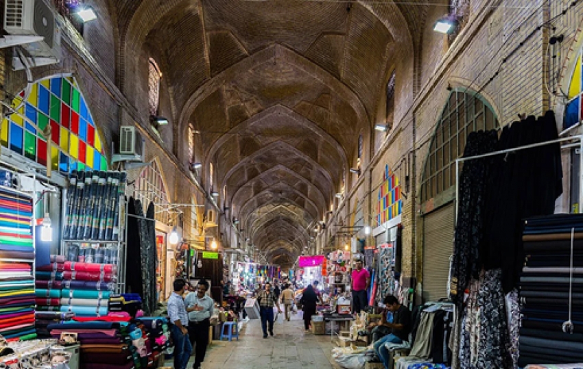 تاب‌آوری بازار شیراز و اصناف فارس در روزهای اخیر  